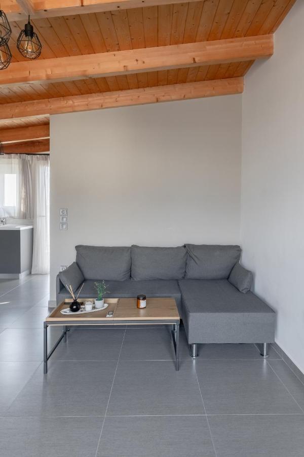Deluxe Διαμερισμα Apartamento Patras Exterior foto