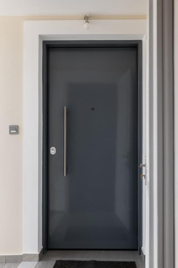 Deluxe Διαμερισμα Apartamento Patras Exterior foto