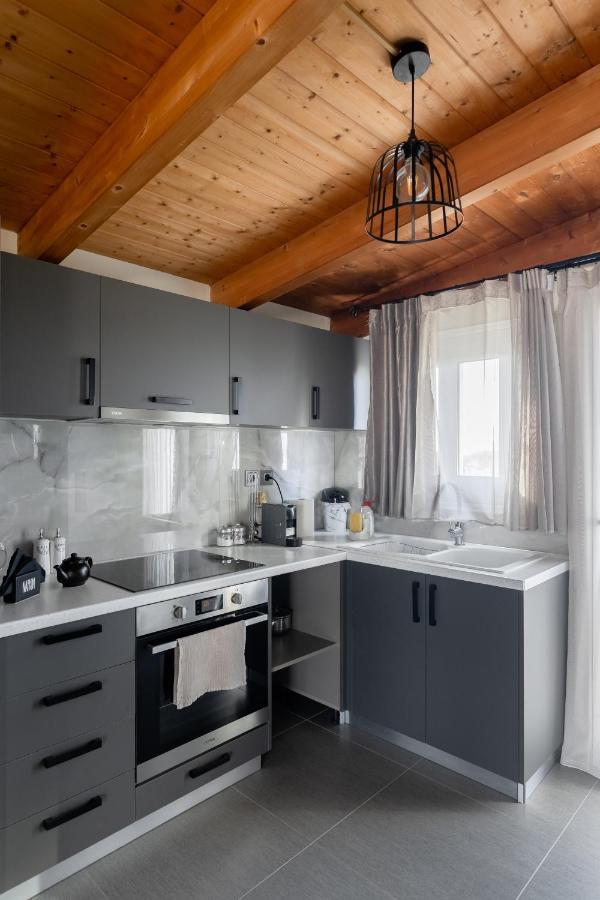 Deluxe Διαμερισμα Apartamento Patras Exterior foto