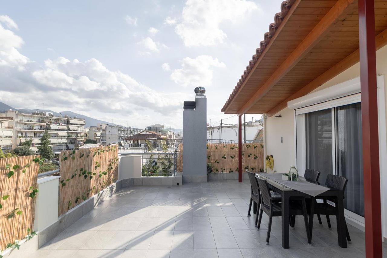 Deluxe Διαμερισμα Apartamento Patras Exterior foto